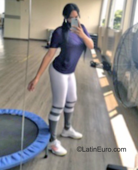 Date this fun Colombia girl Patricia from Cali CO31561