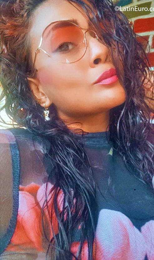 Date this happy Colombia girl Lisyth from Sincelejo CO31633