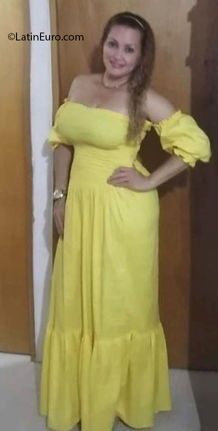 Date this gorgeous Colombia girl Beatriz from Barranquilla CO31640