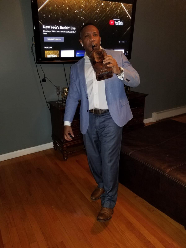 Date this tall United States man Loverboy11 from Orlando US21723