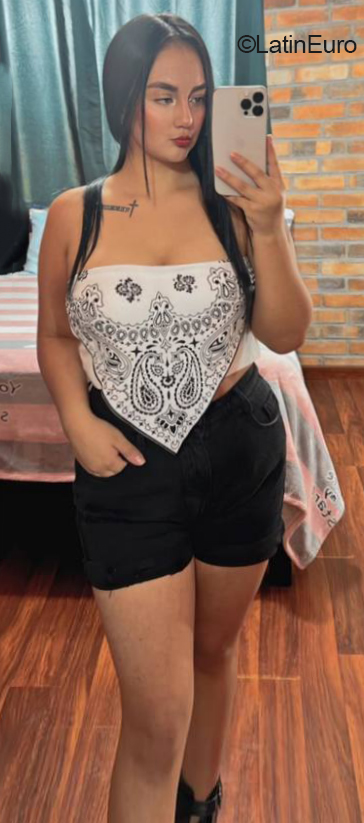 Date this charming Ecuador girl LORENA AAA from Cuenca EC945