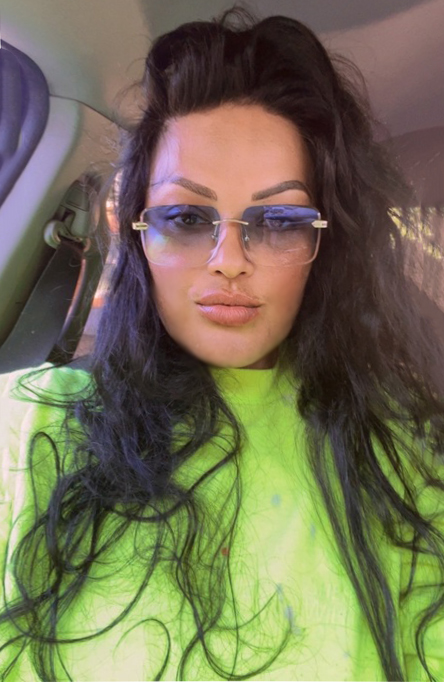 Date this passionate United States girl Sandra from Bloomington US21814