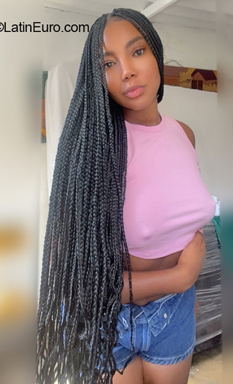 Date this young Colombia girl Biviiiiana from Medellin CO31985