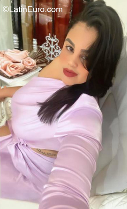 Date this pretty Dominican Republic girl Nery from La Vega DO42926