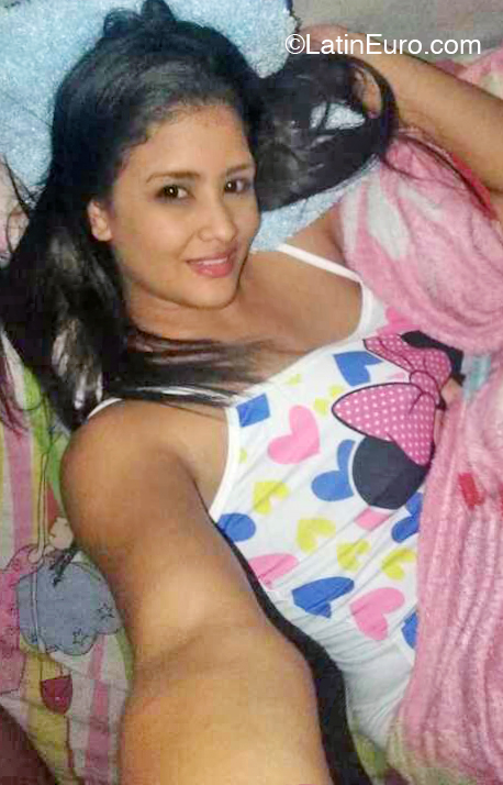Date this stunning Venezuela girl Kimberly from Caracas VE4593