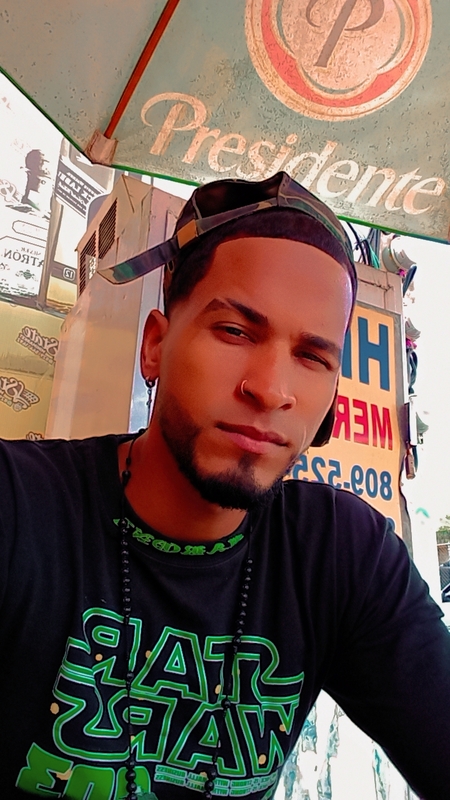 Date this tall Dominican Republic man Joselito from Bonao DO53397