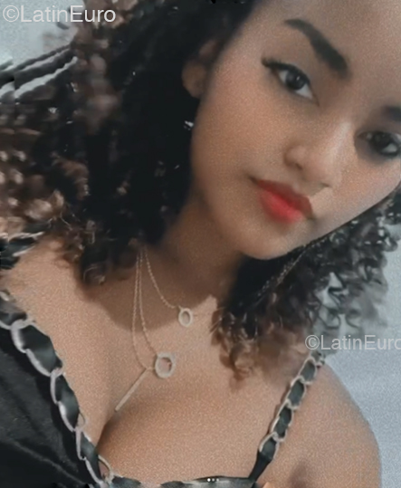Date this exotic Dominican Republic girl Agri from Puerto Plata DO54028