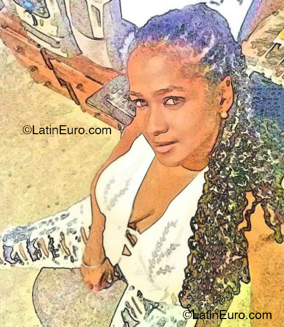 Date this charming United Kingdom girl Maria from Santo Domingo DO54997