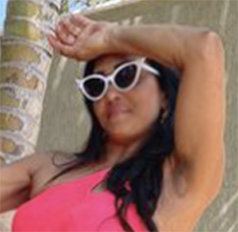 Date this attractive Brazil girl Rosa from Valparaíso de Goiás BR12382