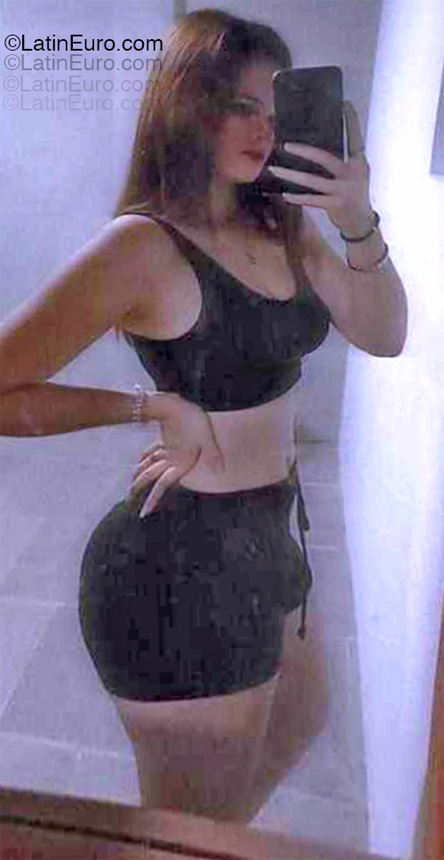 Date this passionate Venezuela girl Roa from Maracaibo VE5316