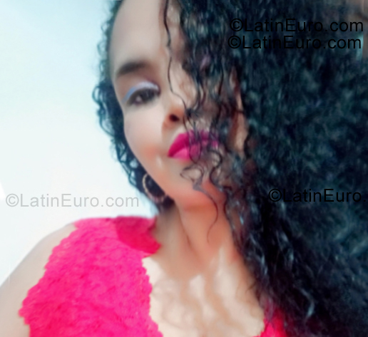 Date this fun Colombia girl Lis from Medellin CO33473