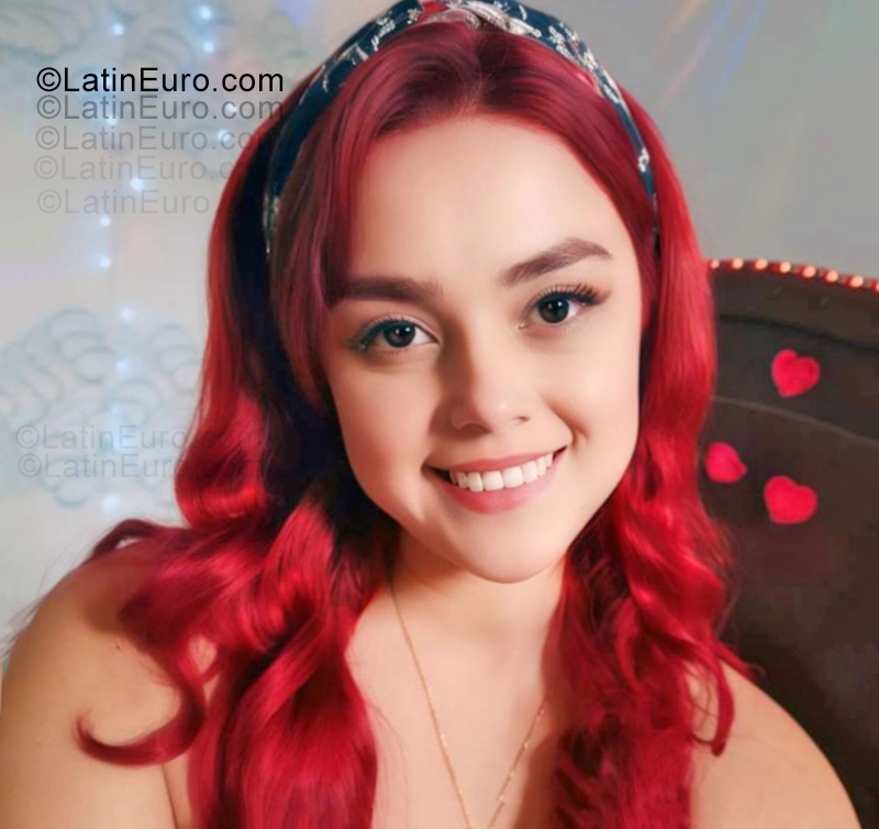 Date this stunning Venezuela girl Kathe from Carora VE5352