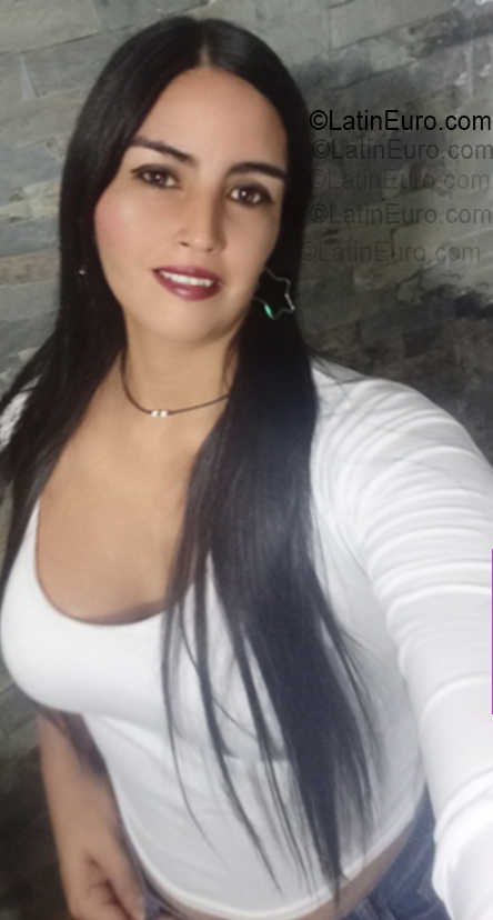 Date this delightful Venezuela girl Liliana from Caracas VE5365