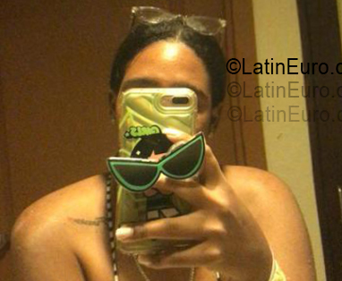 Date this voluptuous Dominican Republic girl Rosemary from San Pedro de Macoris DO55498