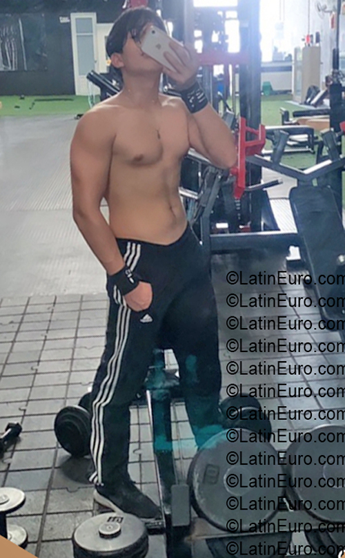 Date this exotic Colombia man Nicolas from Cucuta CO33511
