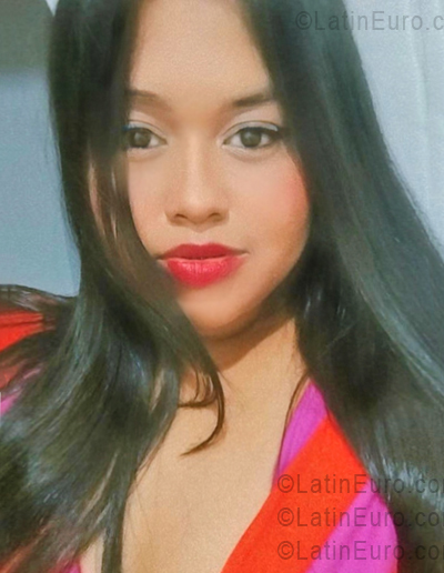 Date this exotic Brazil girl Karolyne from Vila Velha BR12388