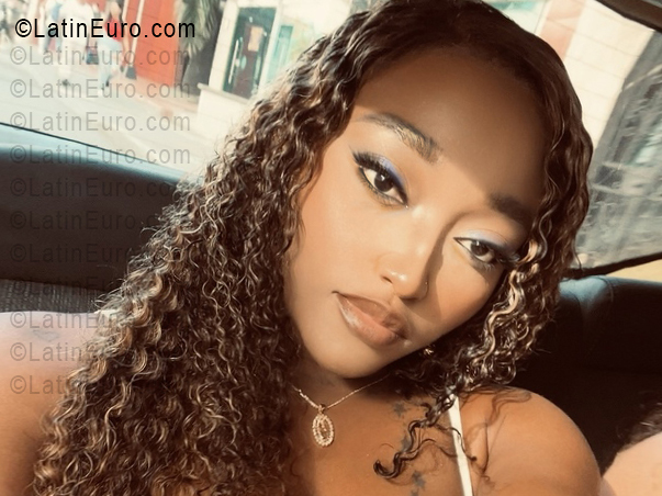 Date this tall Colombia girl Jahela from Cali CO33517