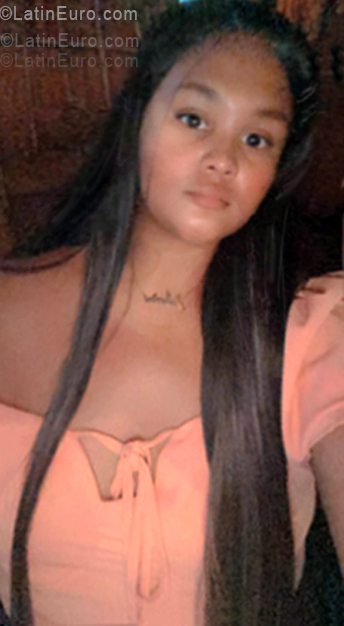 Date this nice looking Dominican Republic girl Katerina from Puerto Plata DO55563