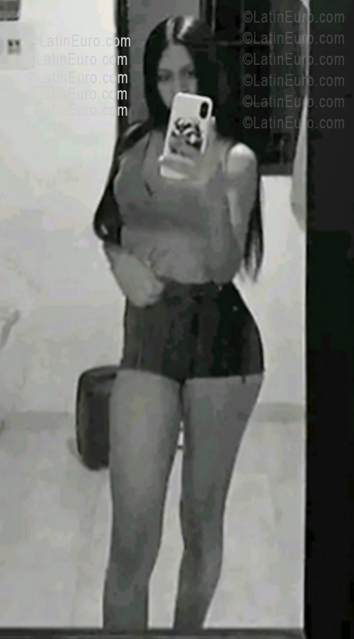 Date this fun Venezuela girl Maglianny from San Felipe VE5378