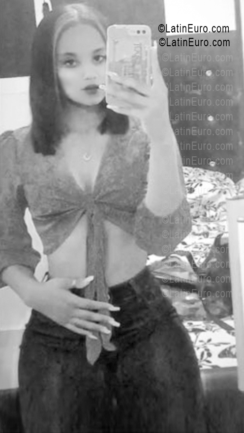 Date this stunning Dominican Republic girl Kate from Santo Domingo DO56728