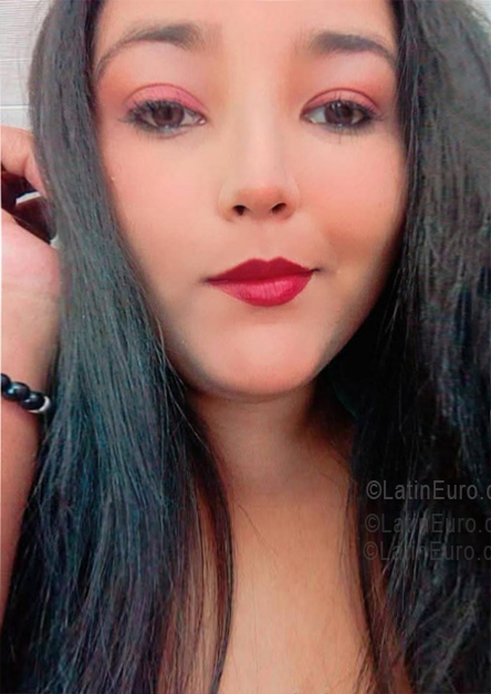 Date this passionate Colombia girl Genesis from Barranquilla CO33538