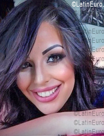 Date this sultry Dominican Republic girl Roniela from Santo Domingo DO55799