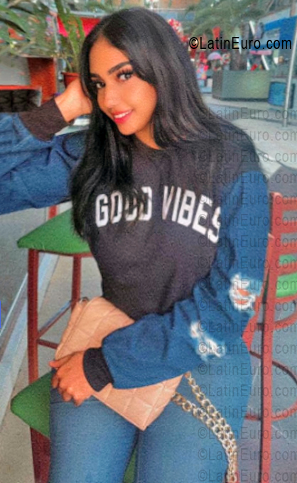 Date this georgeous Dominican Republic girl Karina from Santiago DO55812