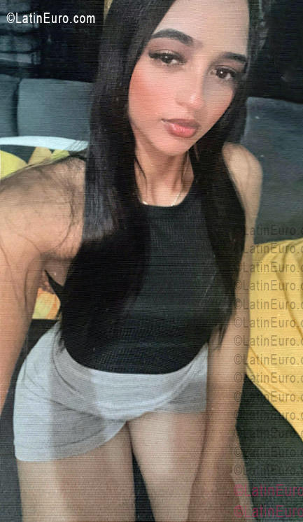 Date this young Dominican Republic girl Yuliana from Puerto Plata DO55878