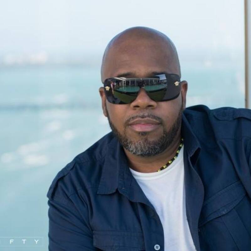 Date this voluptuous United States man Happy from Fort Lauderdale US25298