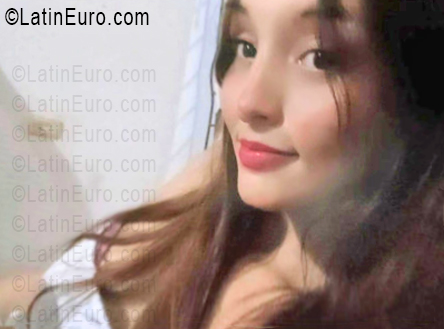 Date this stunning Colombia girl Andrea from Monteria CO33610