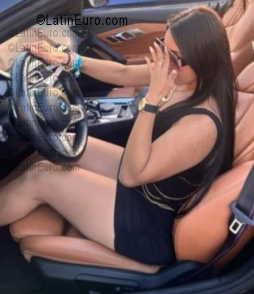 Date this passionate Venezuela girl Aleska from Caracas VE5429