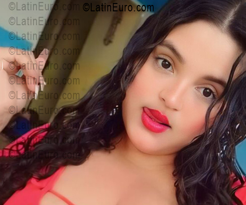 Date this hot Venezuela girl Alejandra from Caracas VE5437