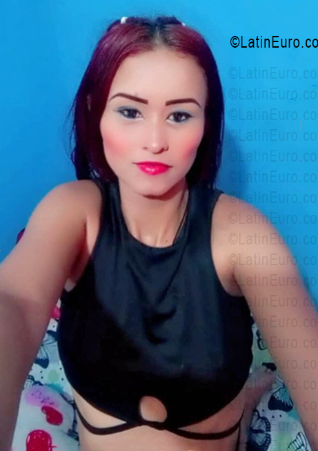 Date this lovely Venezuela girl Daniela from Mariara VE5517