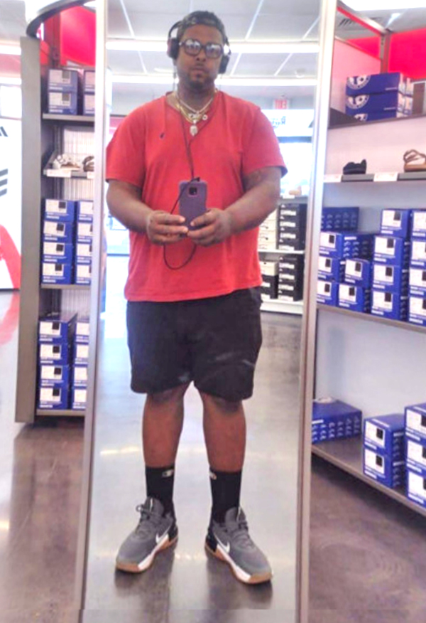 Date this athletic United States man The from Phoenix US25463