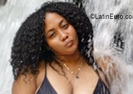 Date this hard body Venezuela girl Verlianis from Caracas VE5582