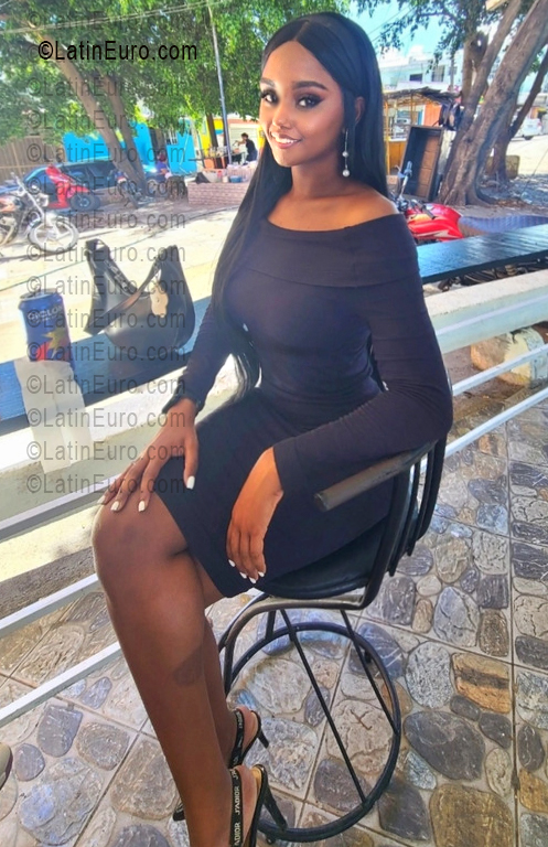 Date this stunning Dominican Republic girl Miss from Santo Domingo DO56331