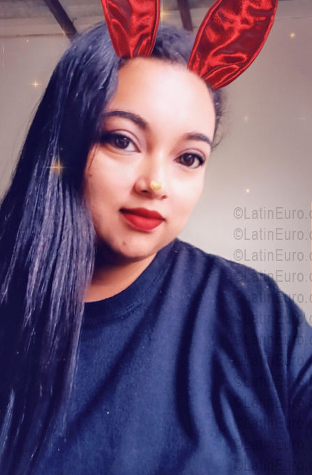 Date this attractive Ecuador girl Marian from Islas Galapagos EC1138