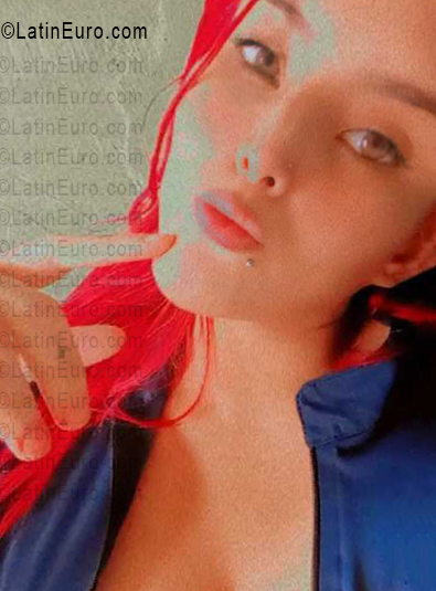 Date this voluptuous Ecuador girl Anny from Quito EC1141