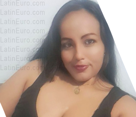 Date this cute Colombia girl Sandra from Cali CO33781