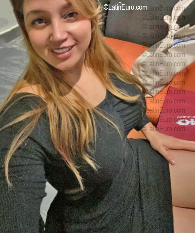 Date this athletic Dominican Republic girl Keila from Santo Domingo DO56752