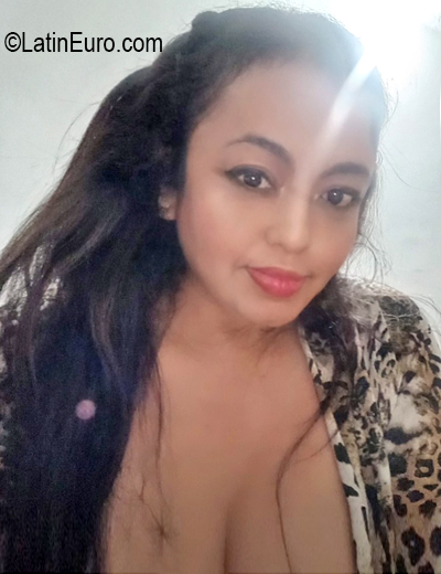 Date this exotic Colombia girl PAOLA from Cúcuta CO33795