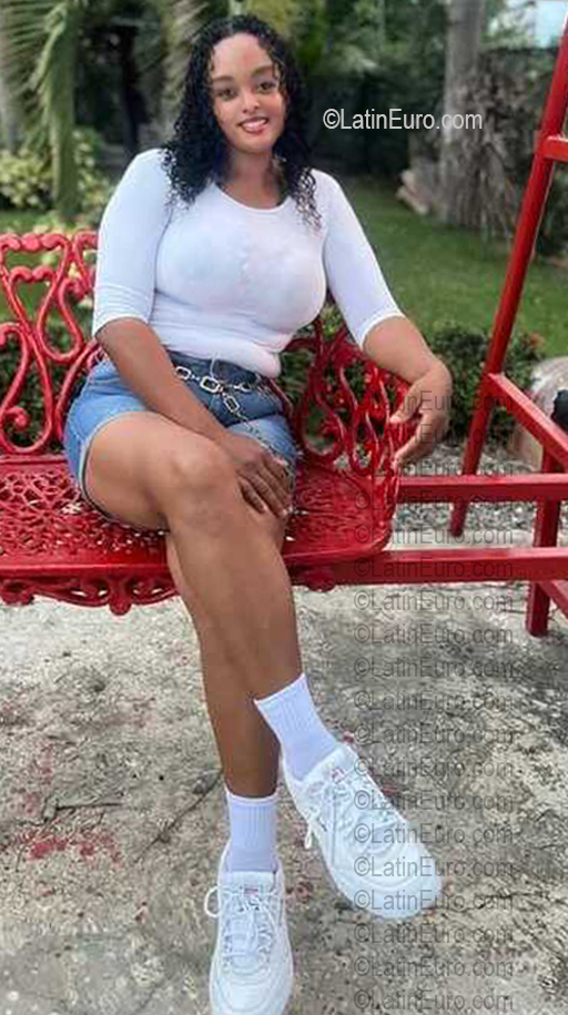 Date this georgeous Dominican Republic girl Eridania from Santo Domingo DO56809