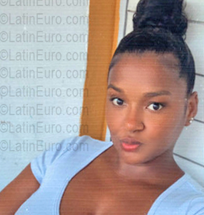 Date this voluptuous Dominican Republic girl Leandri from Santo Domingo DO56837