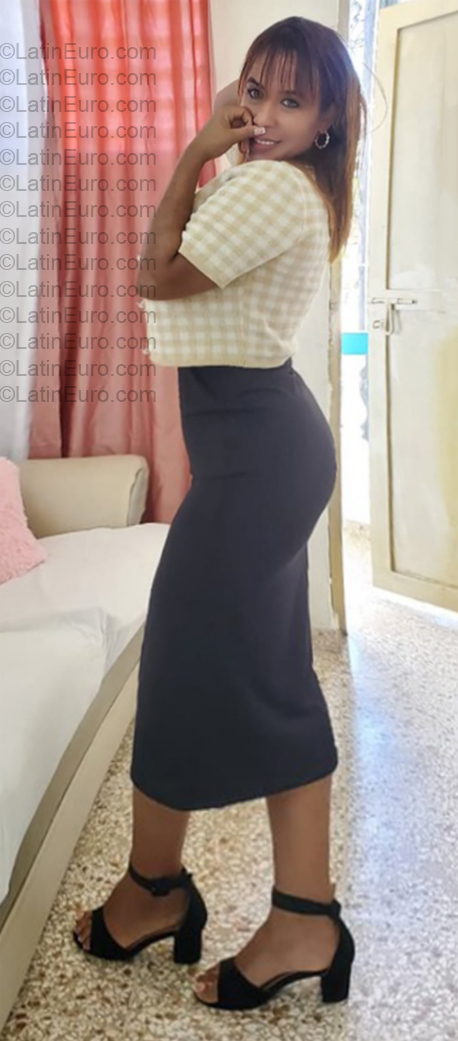 Date this delightful Dominican Republic girl Soribel from Santo Domingo DO57054