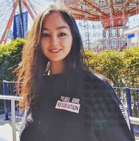 Date this funny Bolivia girl Lucia from Cercado BO163