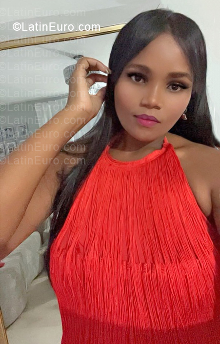 Date this young Dominican Republic girl Cami from Santo Domingo DO57319